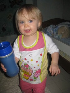 Better picture of the shirt... on the back it says Babababy and then the pants have lovely embrioderry and bows on them! 